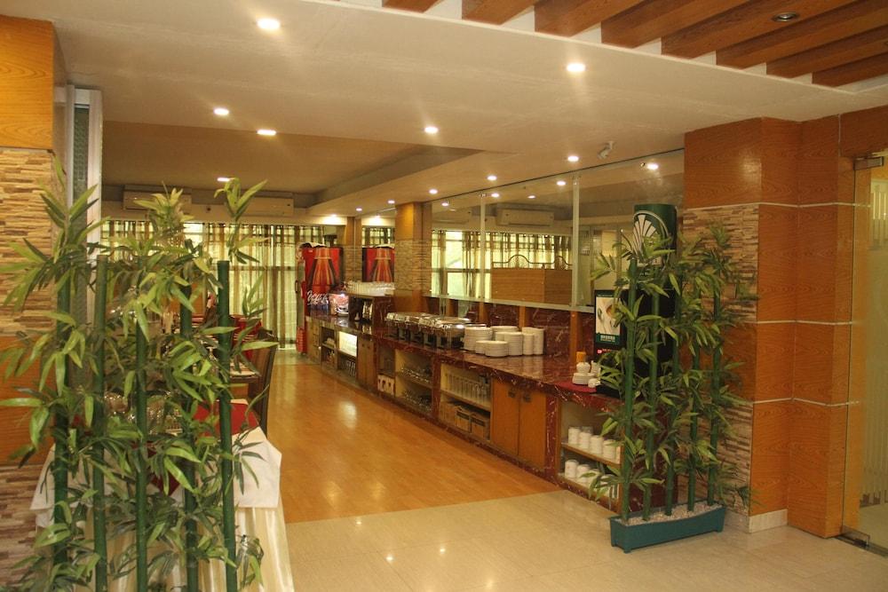 Century Park Residence Dhaka Esterno foto