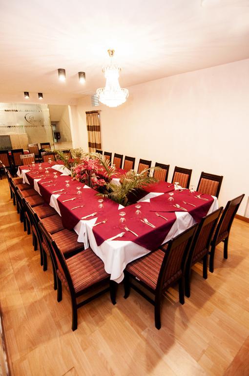 Century Park Residence Dhaka Esterno foto