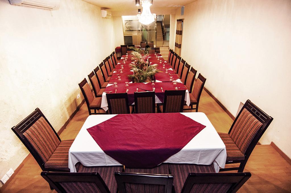 Century Park Residence Dhaka Esterno foto
