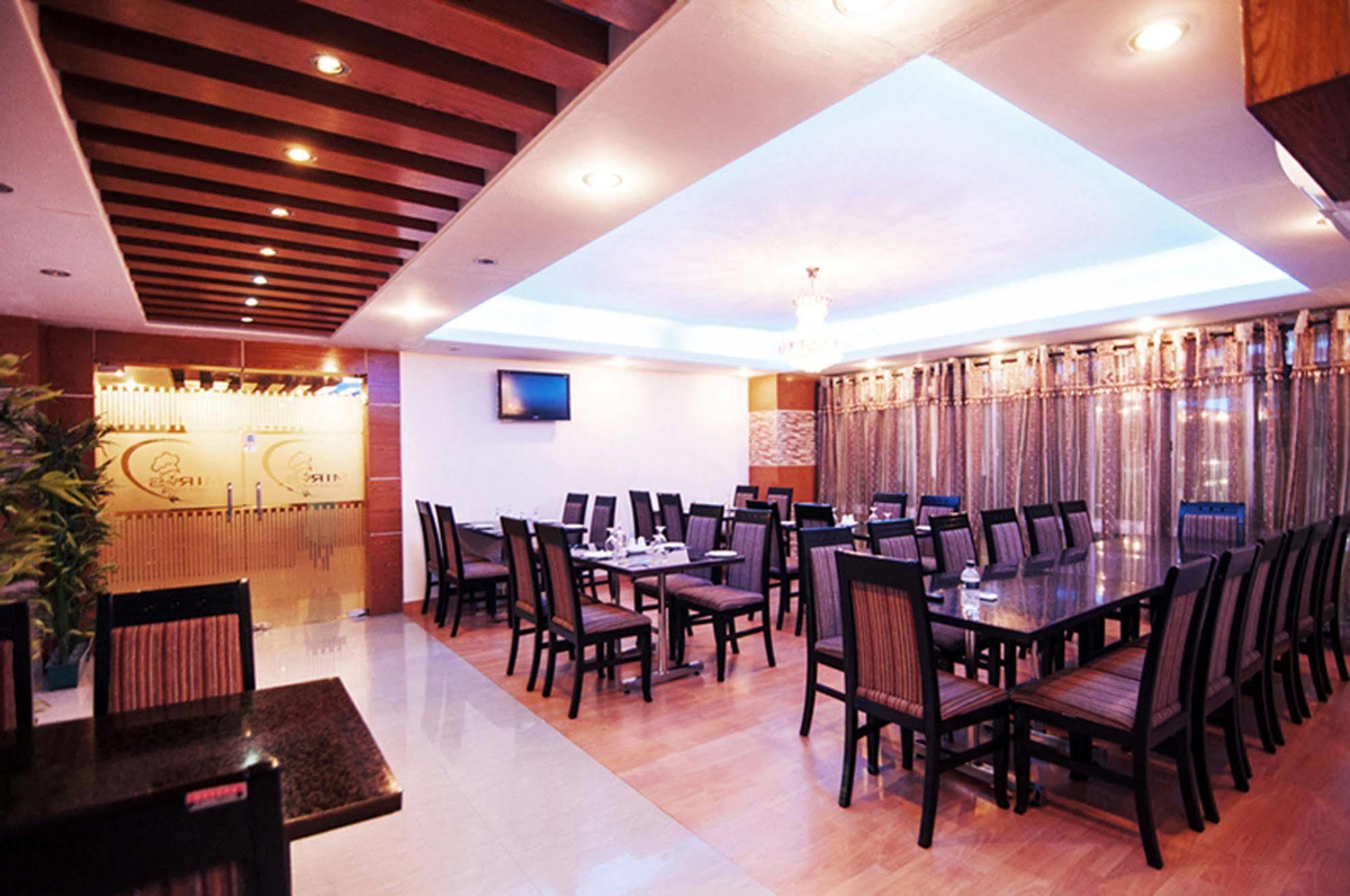 Century Park Residence Dhaka Esterno foto