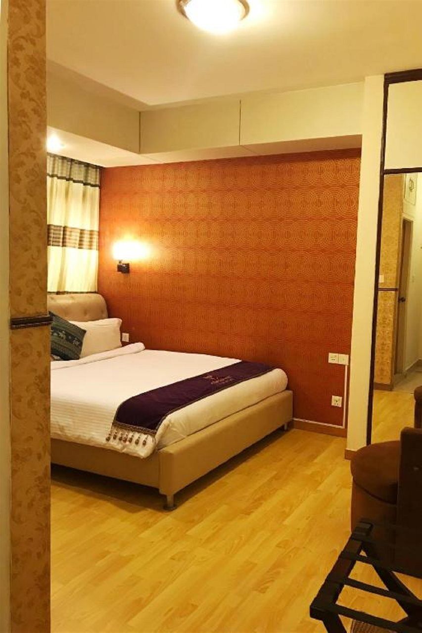 Century Park Residence Dhaka Esterno foto